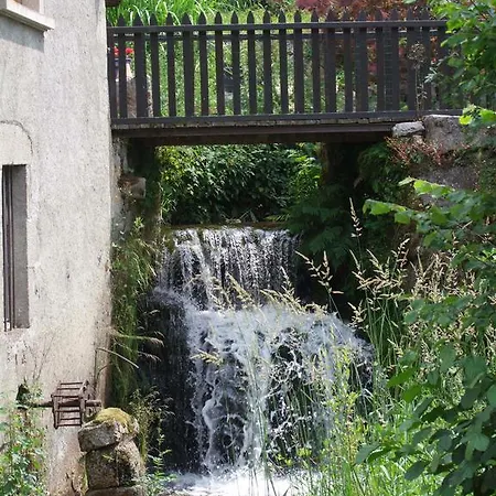 La D'hotes Du Moulin Gitenay Bed & Breakfast *