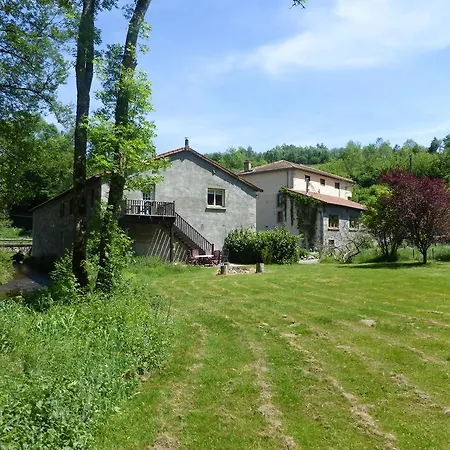 La D'hotes Du Moulin Gitenay Bed & Breakfast